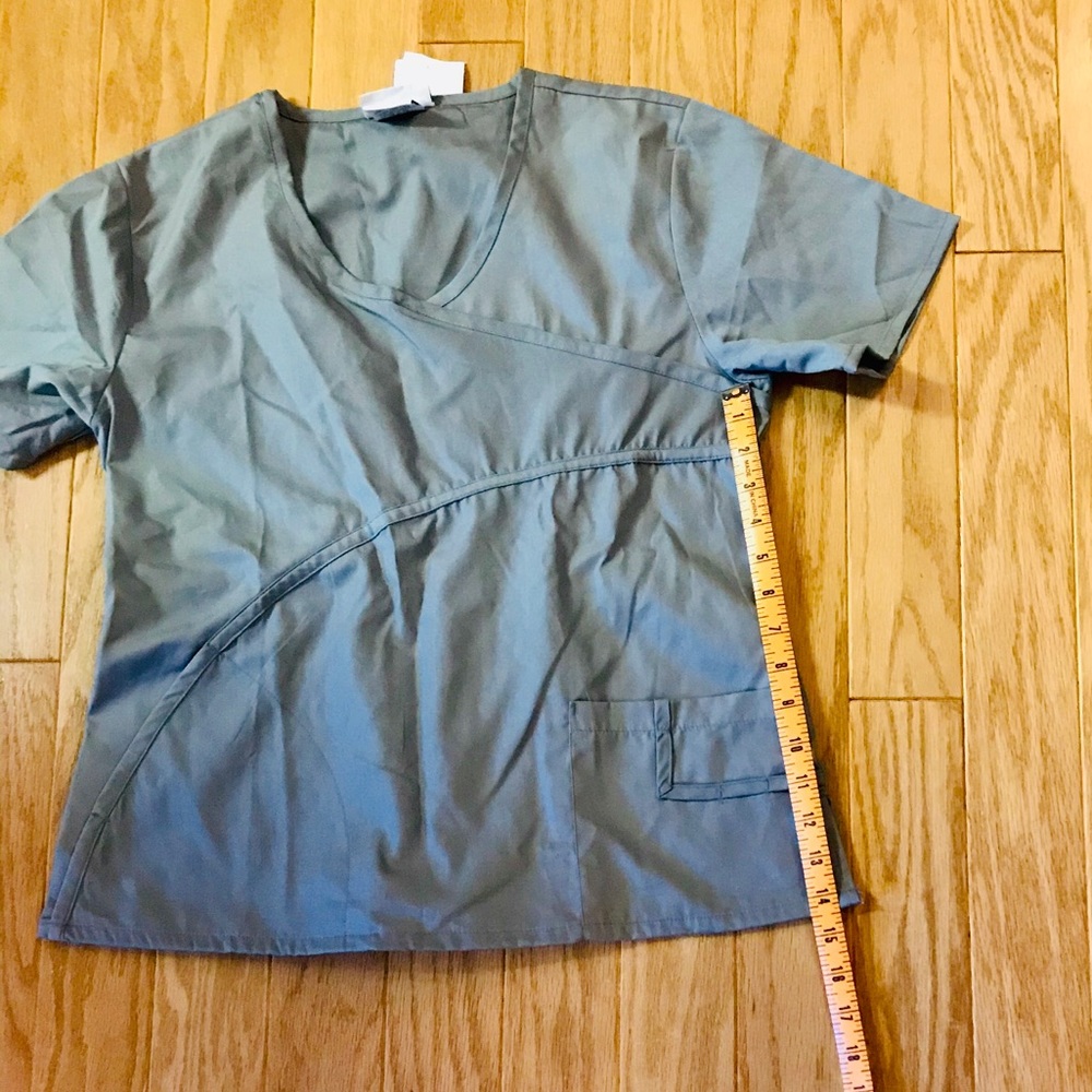 SCRUB TOP BUNDLE - Picture 9 of 13